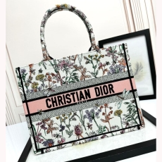 Christian Dior Shopping Bags